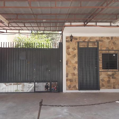 Habitacion En Casa Zona อะซุนซิออง ภายนอก รูปภาพ